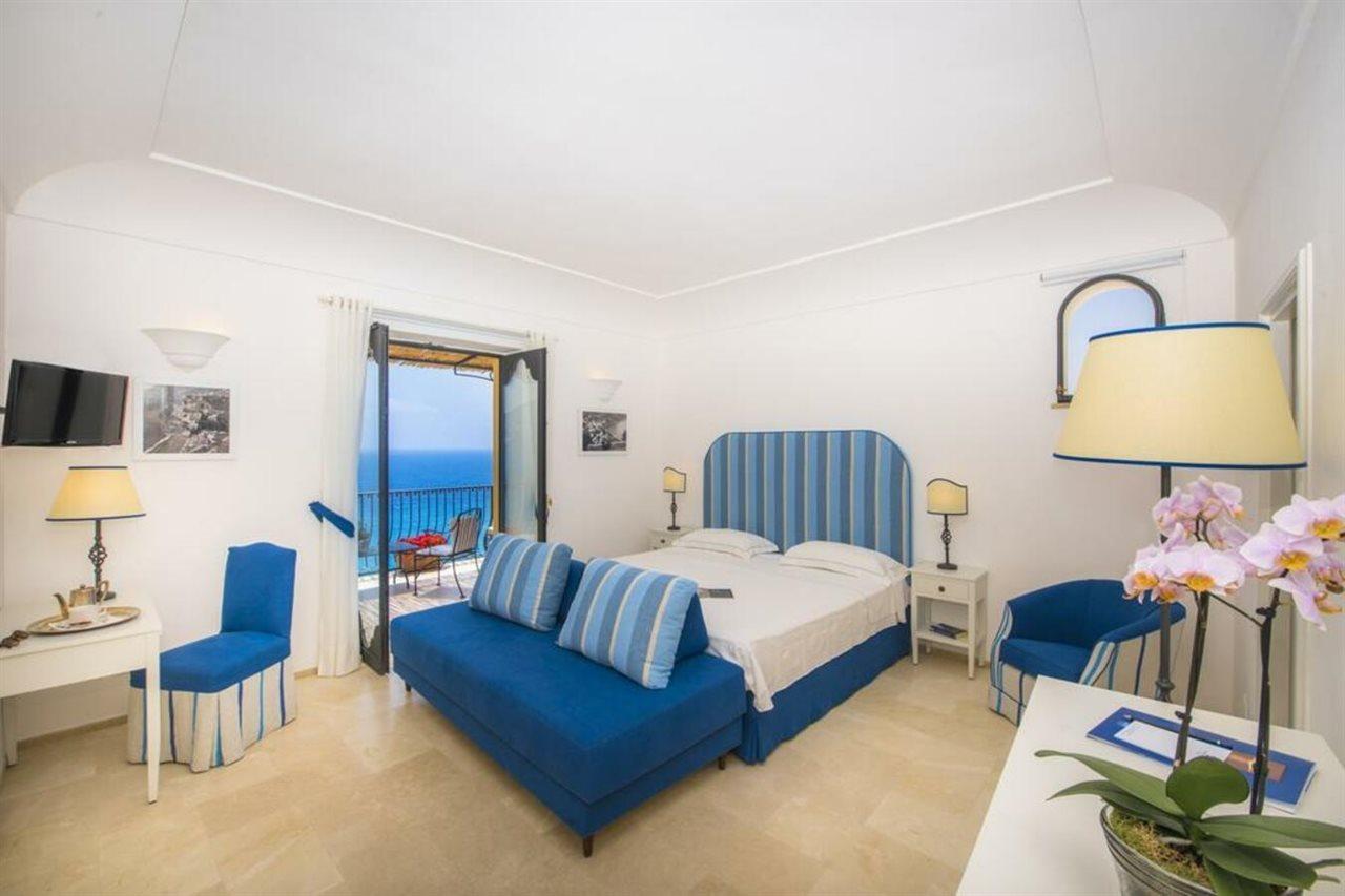 Hotel Miramare Майори Екстериор снимка