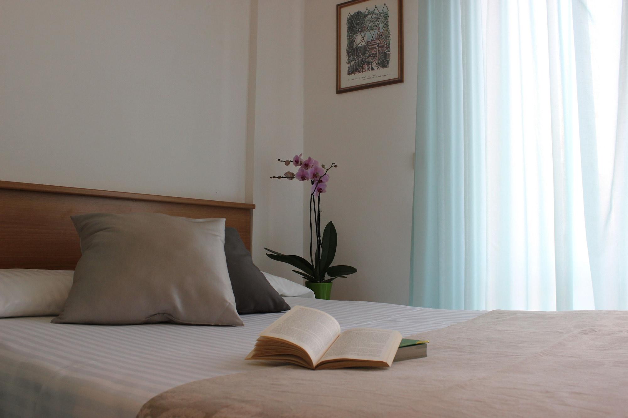 Hotel Miramare Майори Екстериор снимка