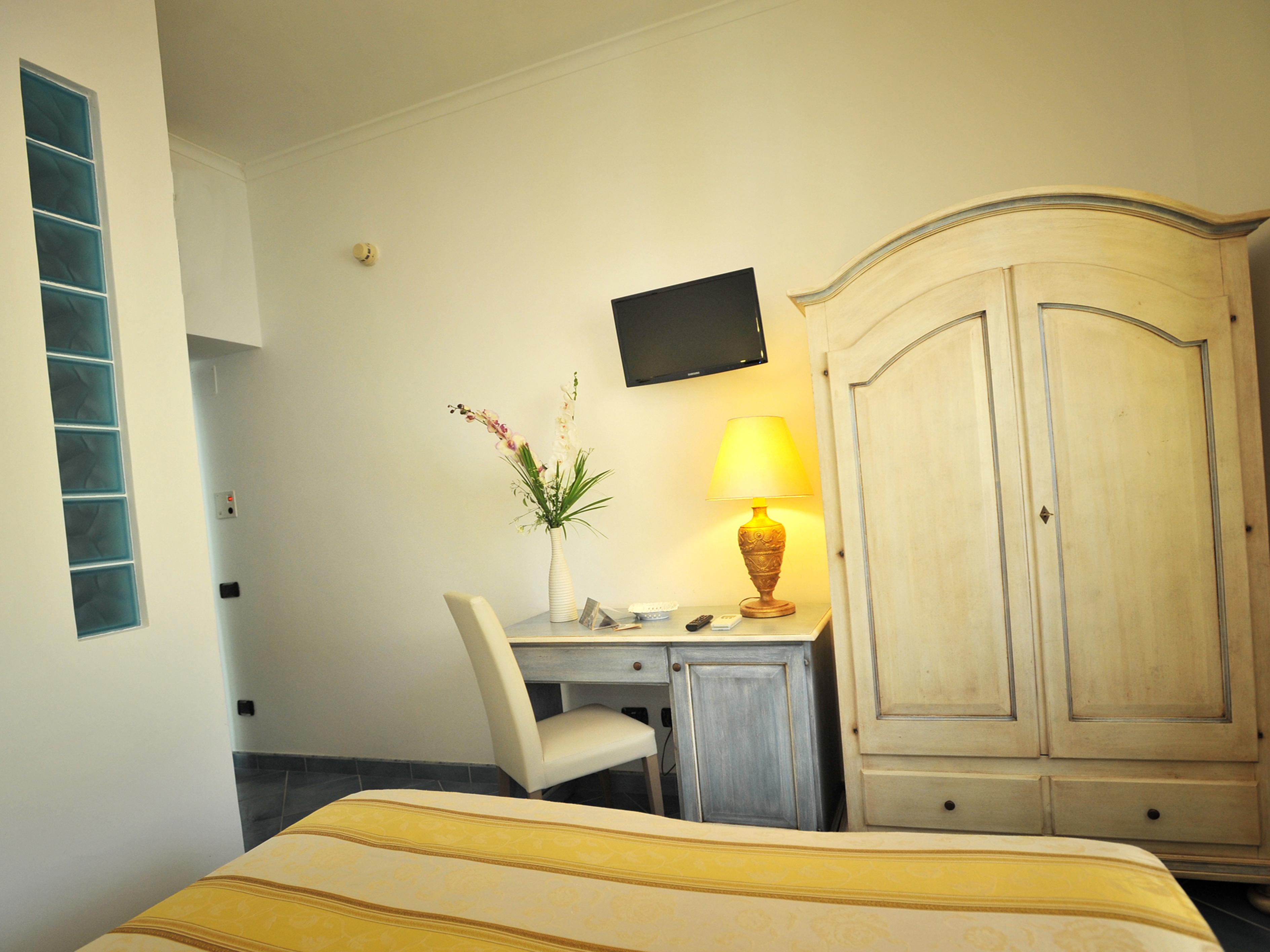 Hotel Miramare Майори Екстериор снимка